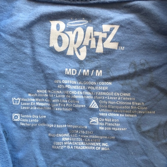 BRATZ Women’s Juniors Size M Blue Cropped Graphic T-Shirt Short Sleeves Top Tee - Picture 8 of 16